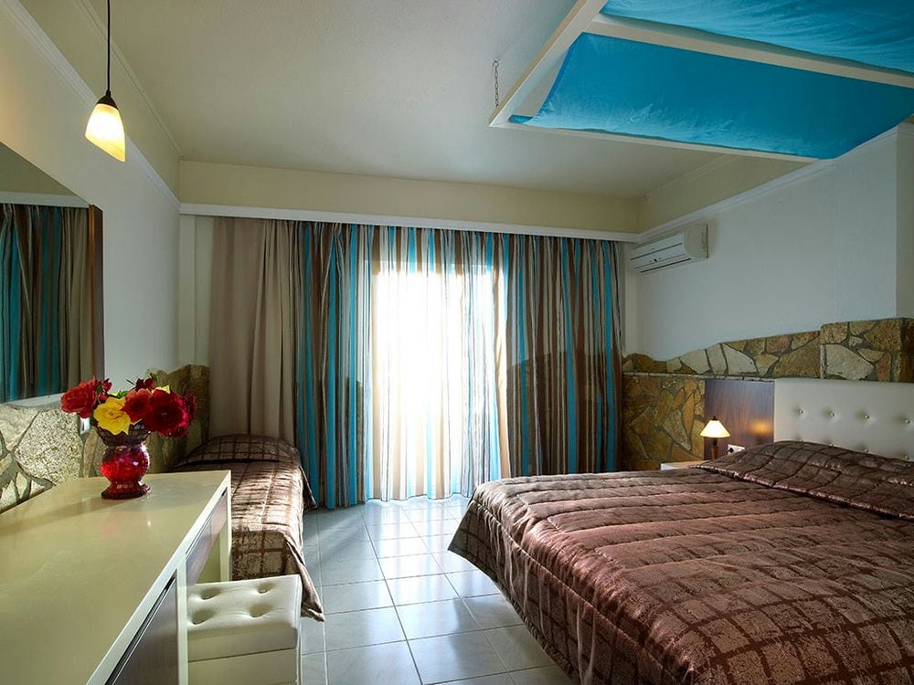 ELIROS MARE HOTEL