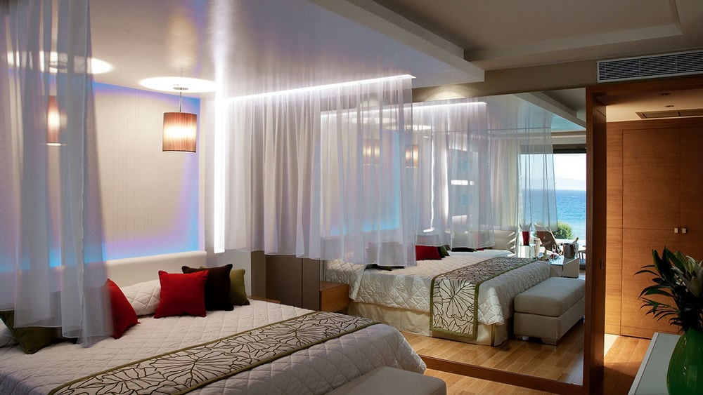 ELITE SUITES BY RHODES BAY