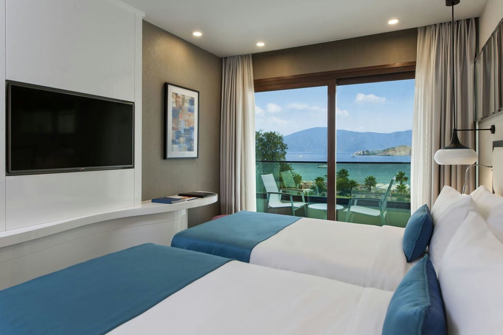 ELITE WORLD HOTEL