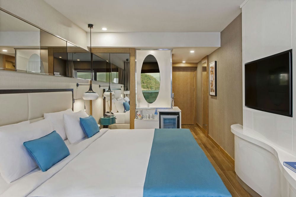 ELITE WORLD HOTEL