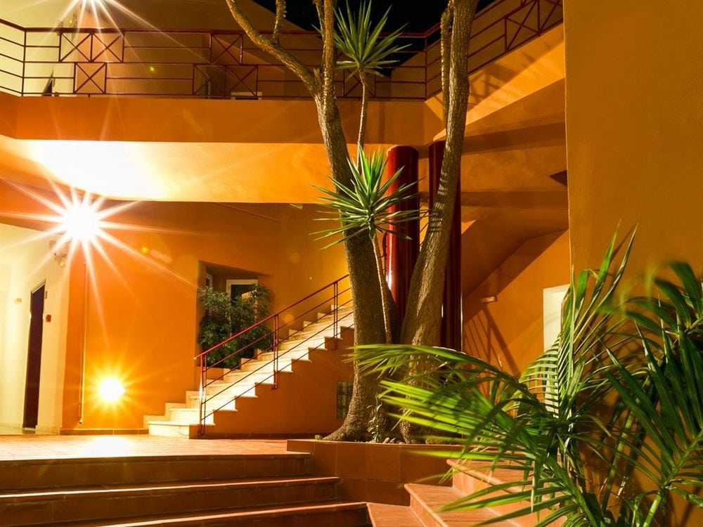 ELOTIA HOTEL