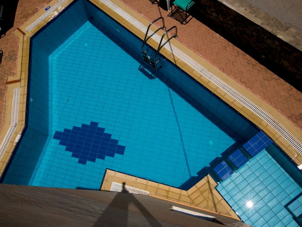 ELOTIA HOTEL