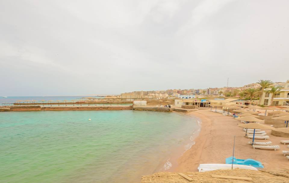 EMPIRE BEACH