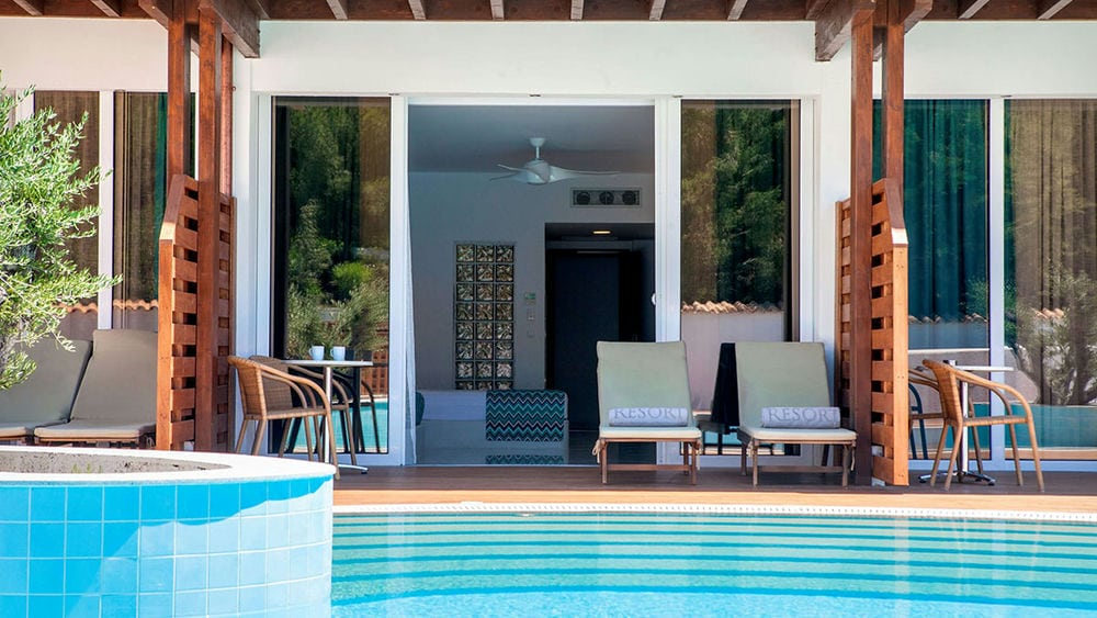 ESPEROS VILLAGE BLUE & SPA