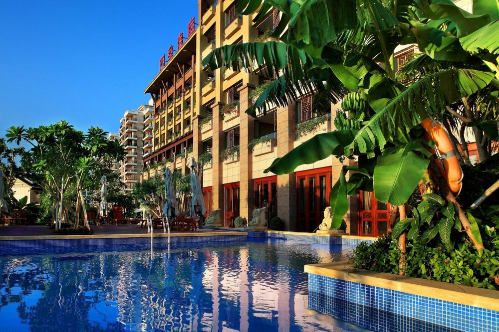 Four Seasons Ocean Courtyard