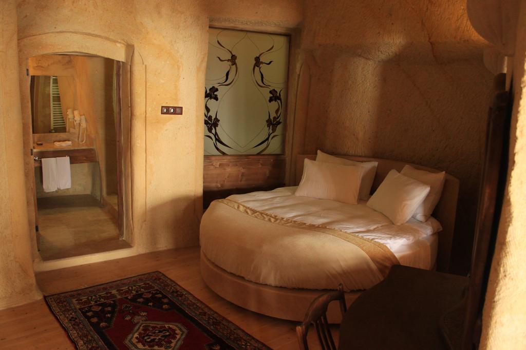 FRESCO CAVE SUITES AND MANSIONS