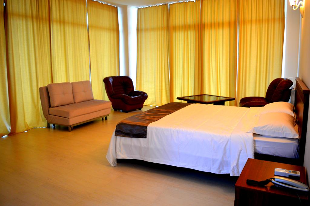 GB HOTEL