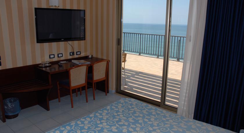 GH L'APPRODO