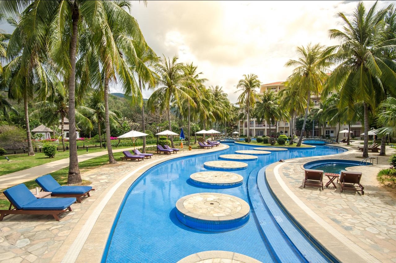 Golden Palm Resort 