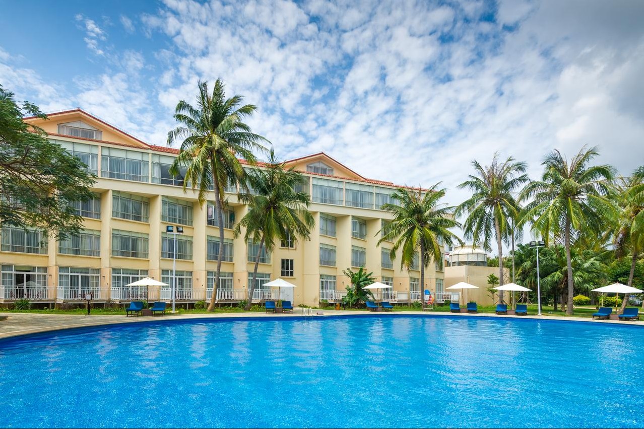 Golden Palm Resort 
