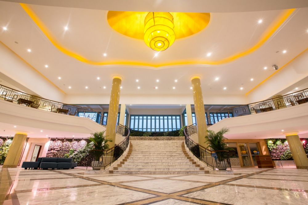 Golden Palm Resort 