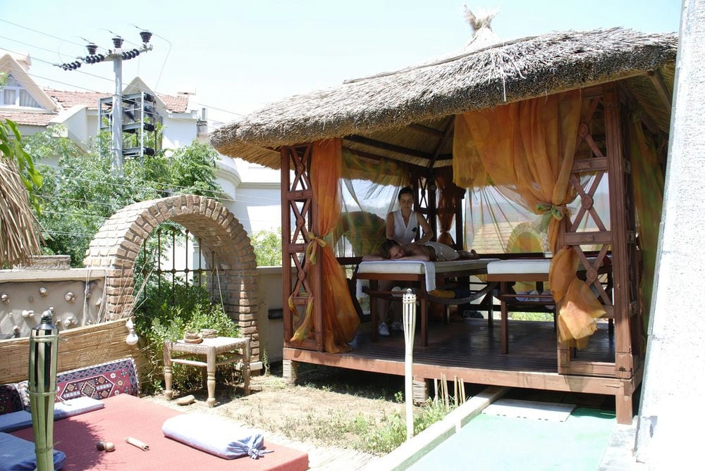GRAND CETTIA HOTEL