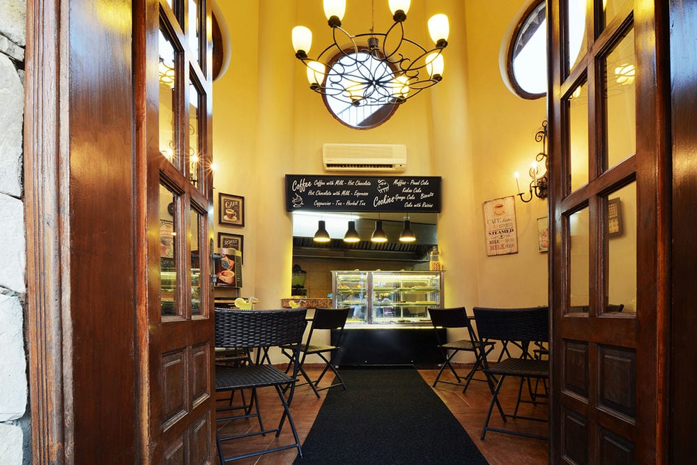 GRAND CETTIA HOTEL