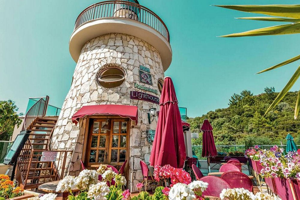 GRAND CETTIA HOTEL