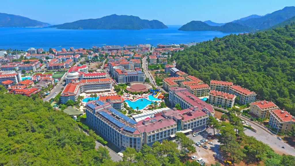 GREEN NATURE RESORT