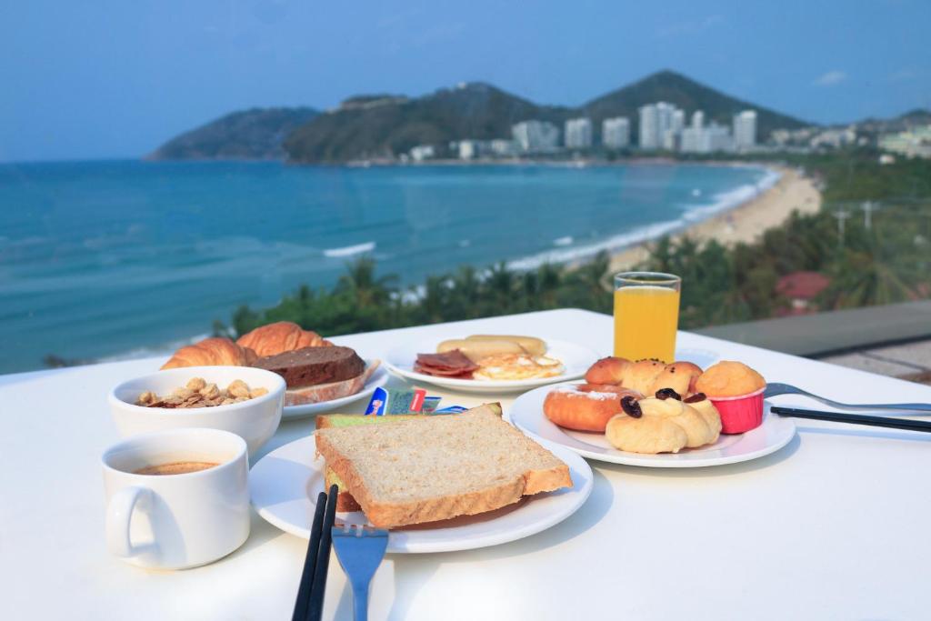 Harman Hotel Sanya (HB, FB - set menu) 