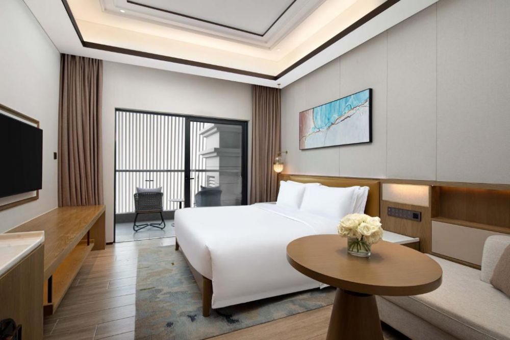 Holiday Inn Suites Sanya Yalongbay
