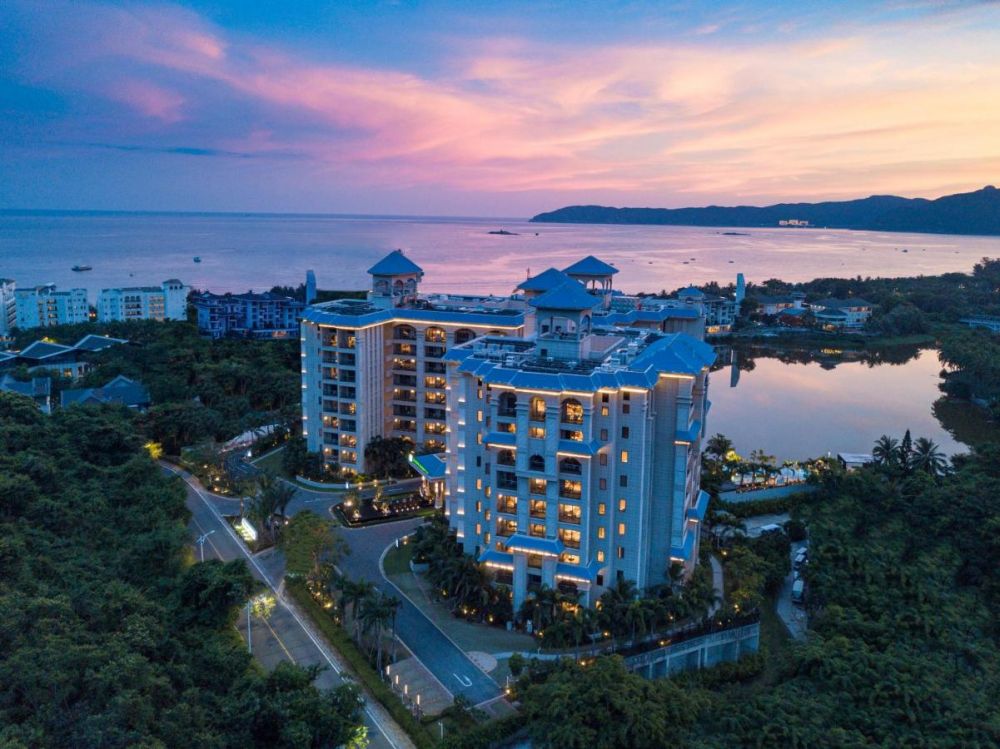 Holiday Inn Suites Sanya Yalongbay