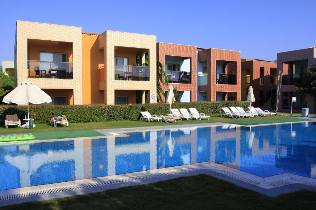HOLIDAY VILLAGE TURKEY