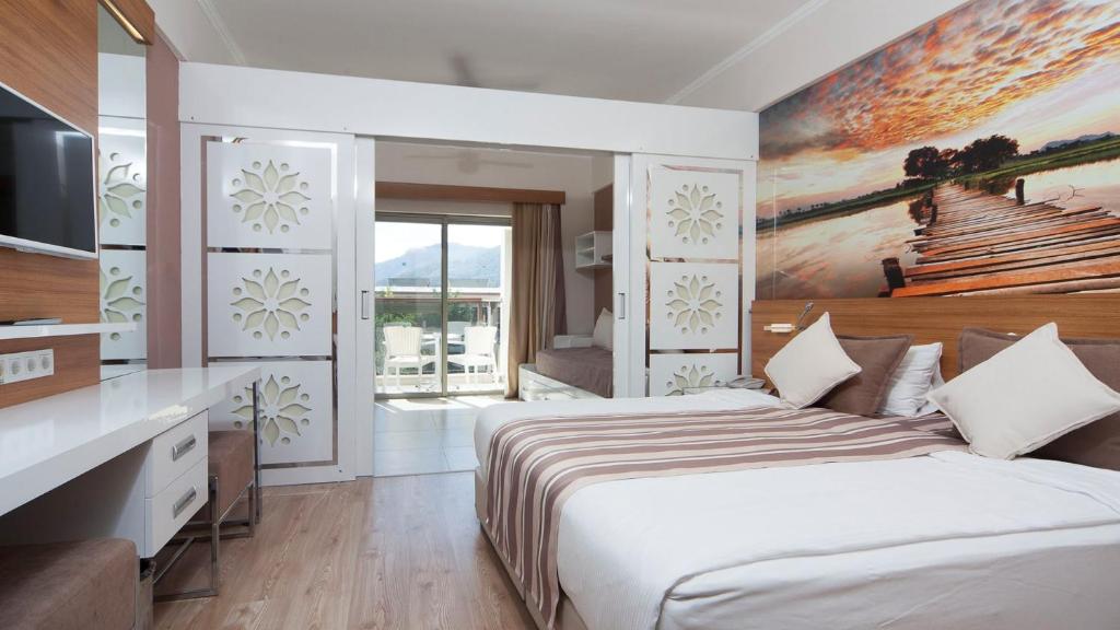 HOLIDAY VILLAGE TURKEY