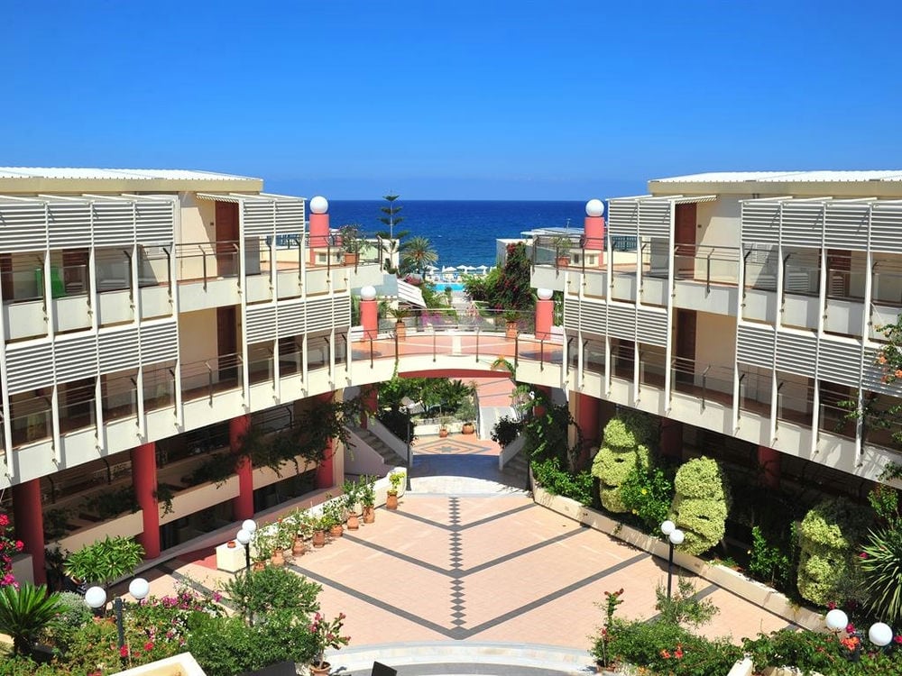 HYDRAMIS PALACE BEACH RESORT