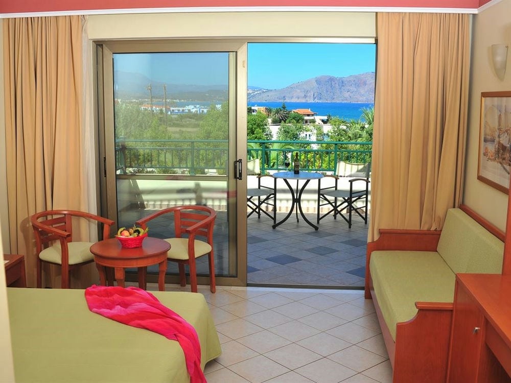HYDRAMIS PALACE BEACH RESORT