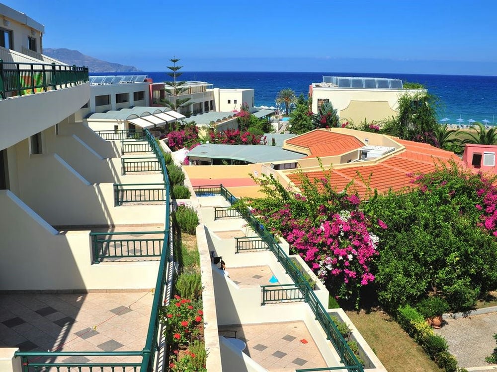 HYDRAMIS PALACE BEACH RESORT