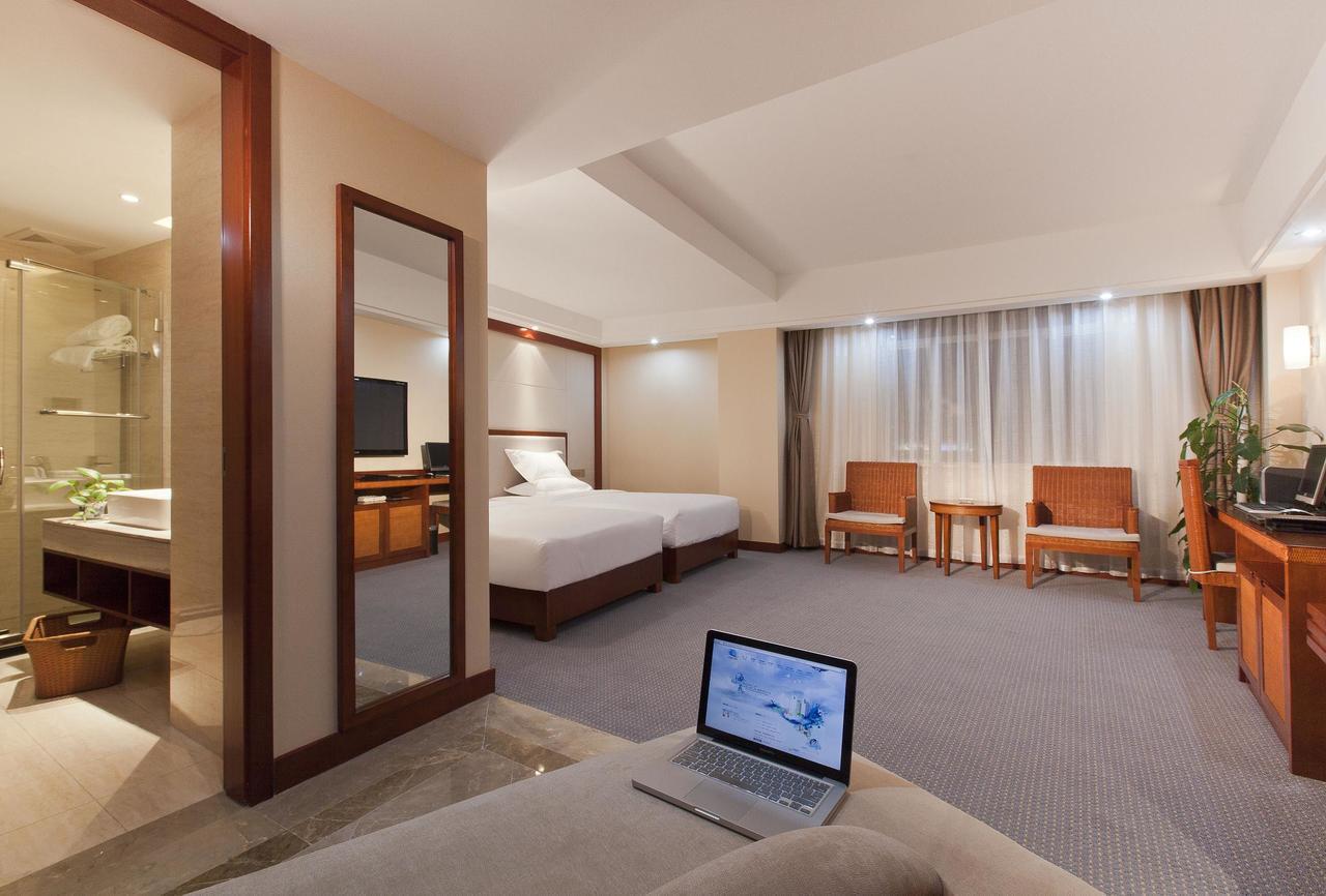 Hyton Hotel Sanya
