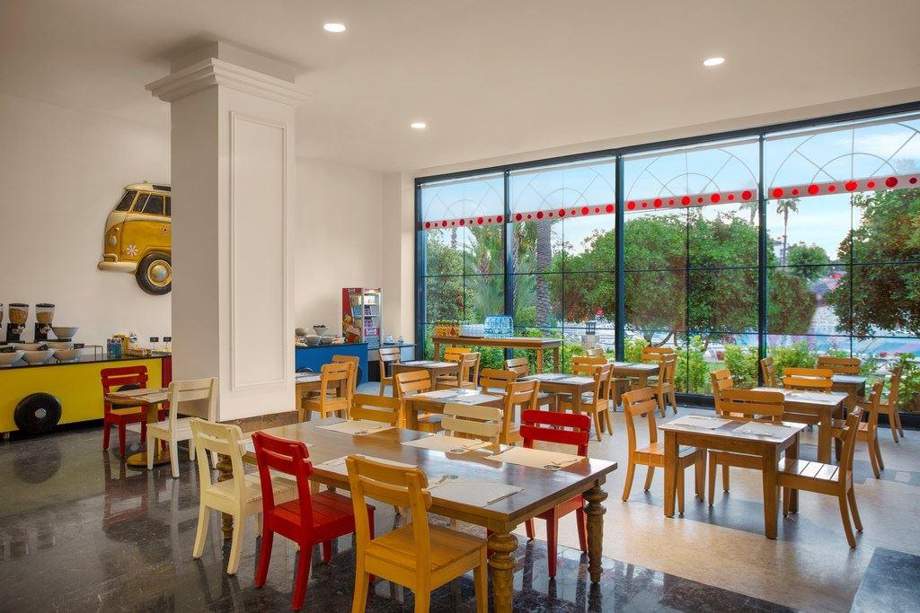IC HOTELS SANTAI FAMILY RESORT 