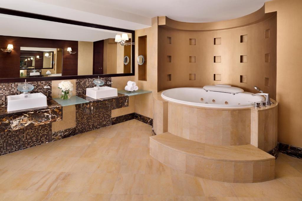 INTERCONTINENTAL HOTEL ABU DHABI