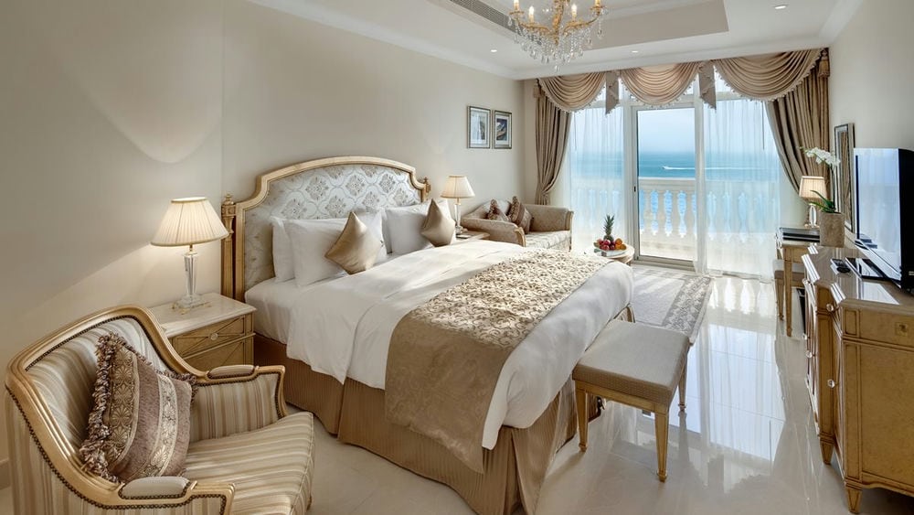 KEMPINSKI HOTEL AND RESIDENCES PALM JUMEIRAH