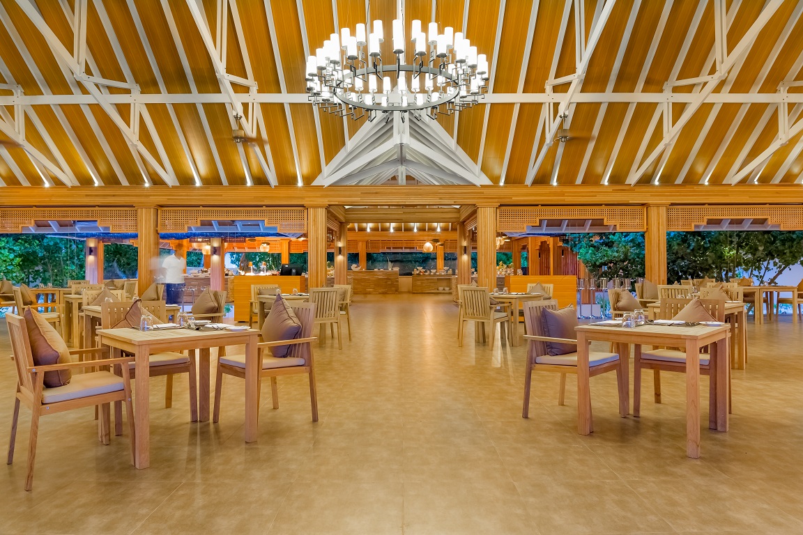 KUDAFUSHI RESORT & SPA 