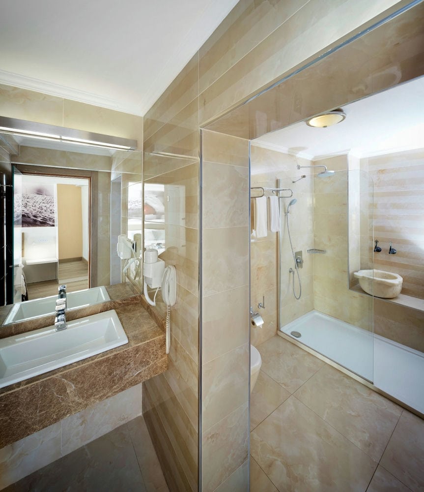 LALILA BLUE SUITES