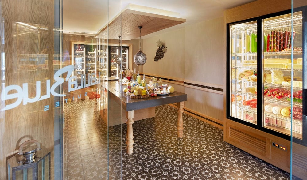 LALILA BLUE SUITES
