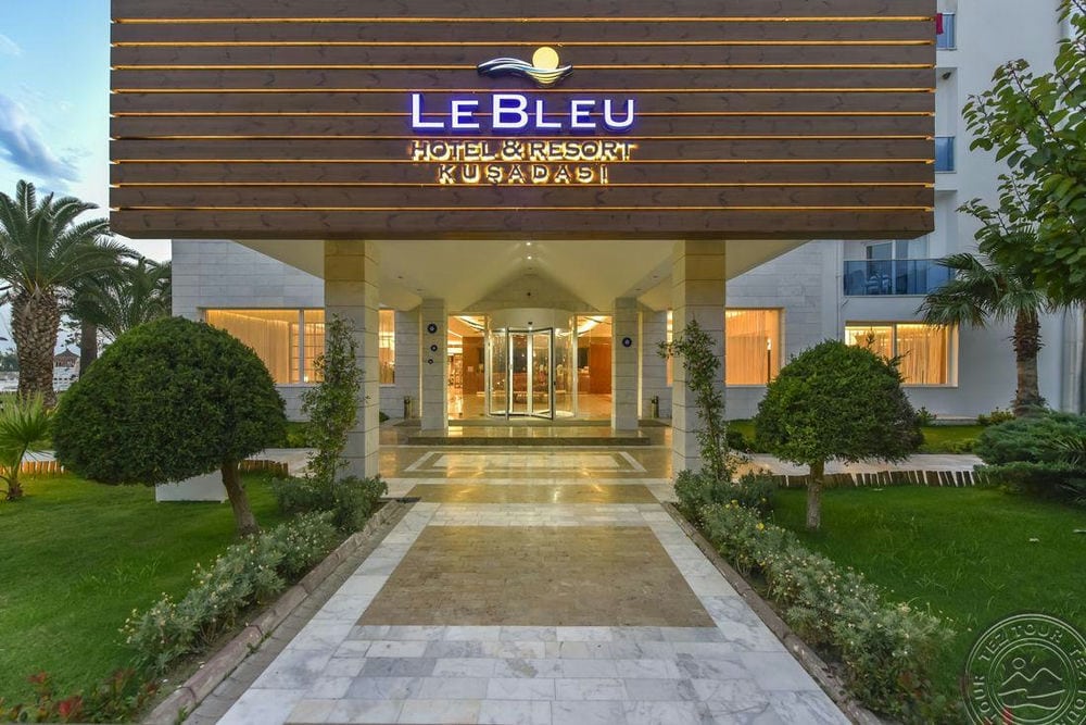 LE BLEU HOTEL&SPA