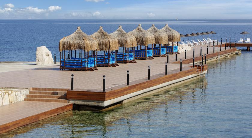 LE BLEU HOTEL&SPA