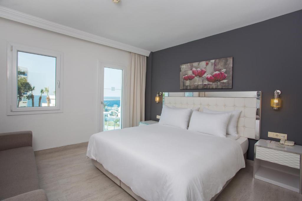 LE BLEU HOTEL&SPA