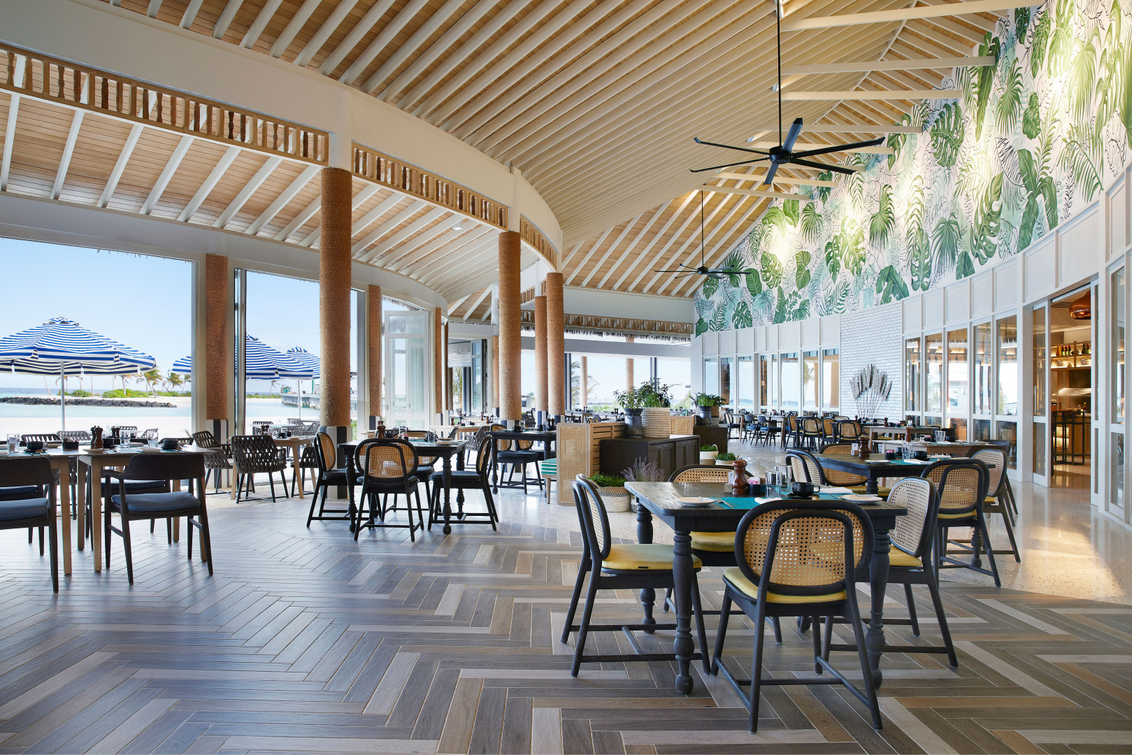 LE MERIDIEN MALDIVES RESORT & SPA