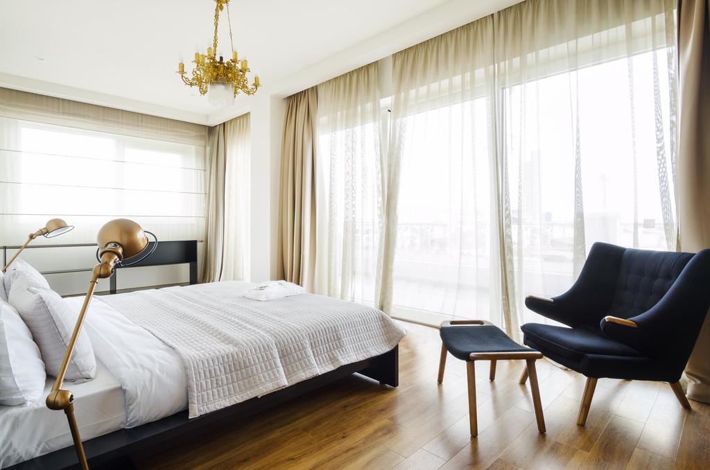 LE PORT APART HOTEL