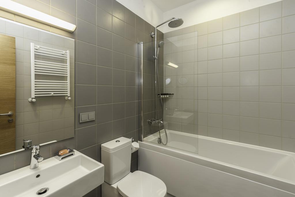 LE PORT APART HOTEL