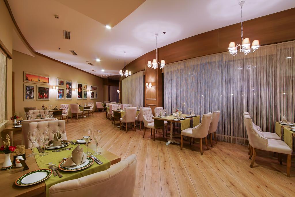 LIMAK ATLANTIS DE LUXE HOTEL