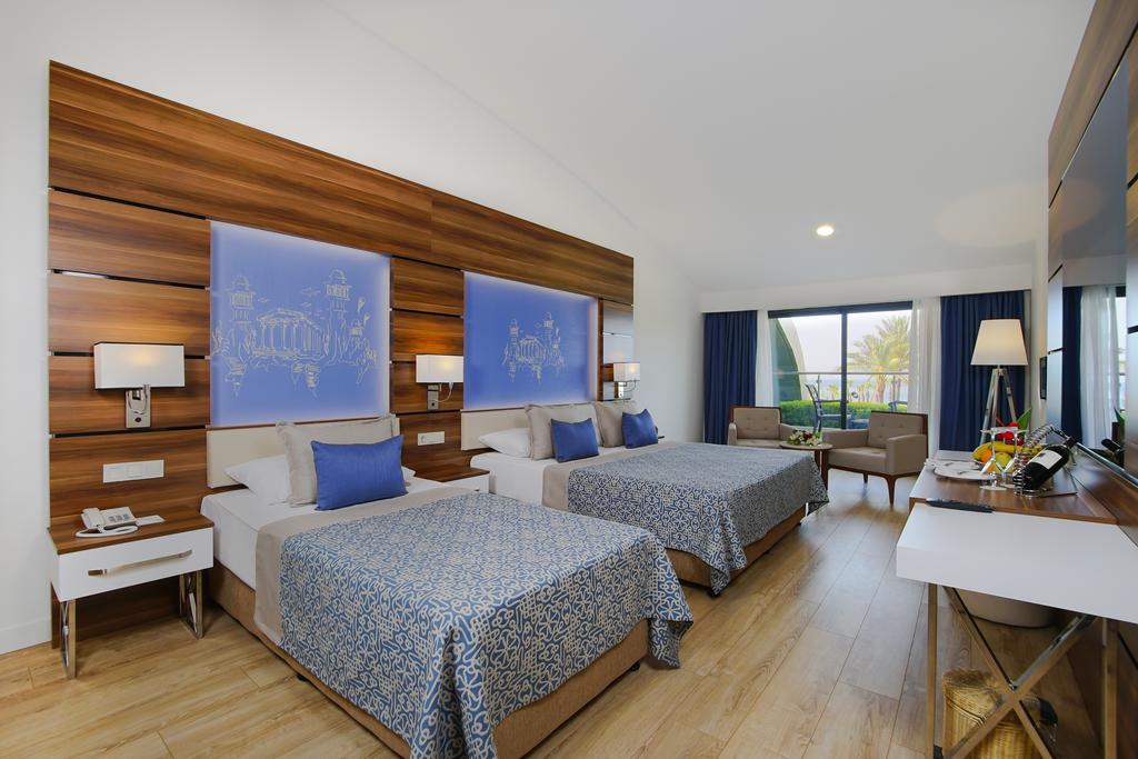 LIMAK ATLANTIS DE LUXE HOTEL