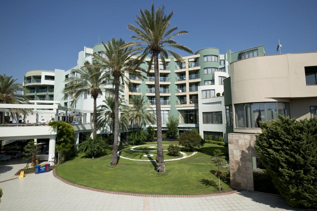 LIMAK ATLANTIS DE LUXE HOTEL