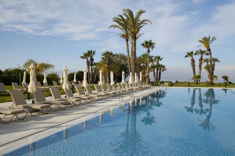 LOUIS IMPERIAL BEACH HOTEL