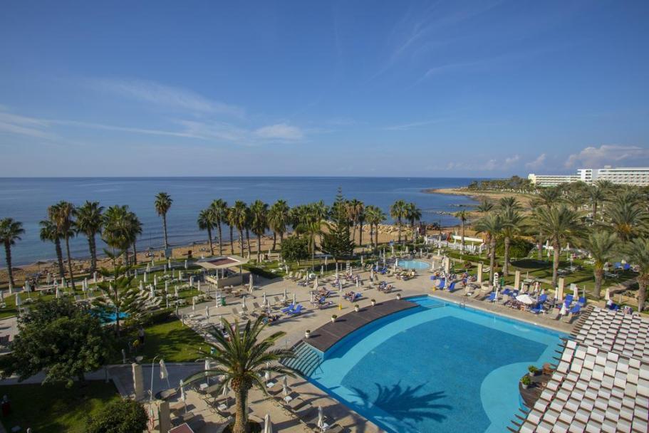 LOUIS LEDRA BEACH HOTEL