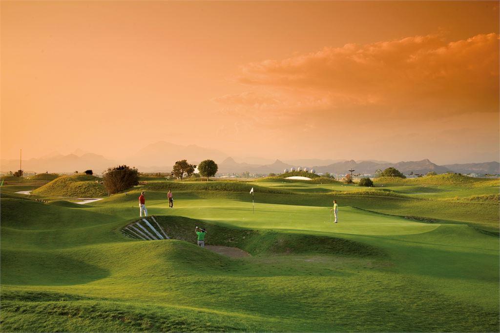 LYKIA WORLD&LINKS GOLF