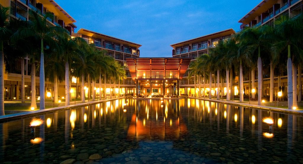 Mangrove Tree Resort Yalongbay