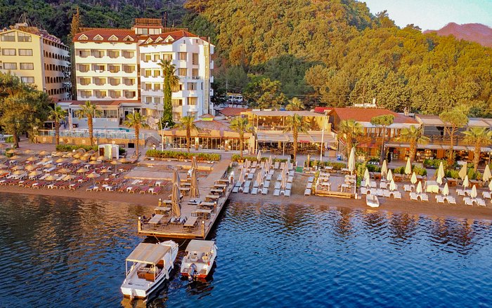 MARBAS SELECT BEACH