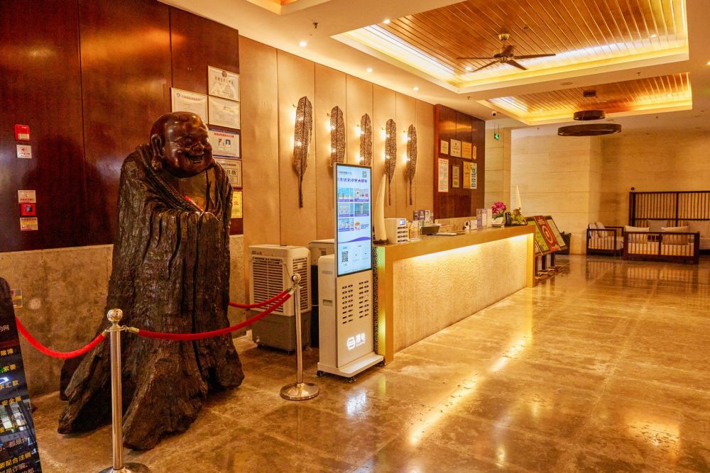 Marina Spa Hotel Sanya