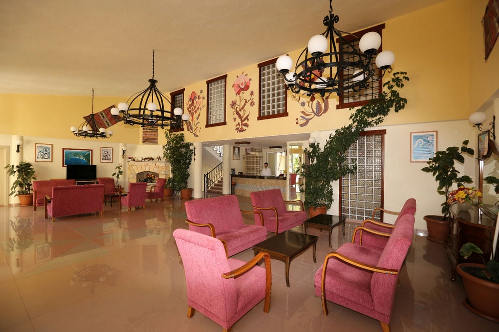 MAVRUKA HOTEL